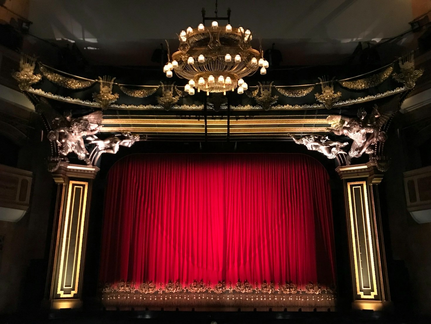 Why Supporting Local Theatre Matters